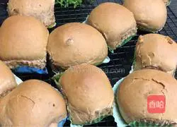 Illustration of how to make fried bread 15