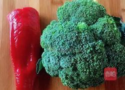 清热西兰花的做法图解1