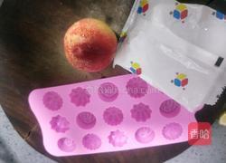 坚果白凉粉的做法图解1