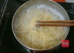 青酱海鲜意大利面的做法图解5