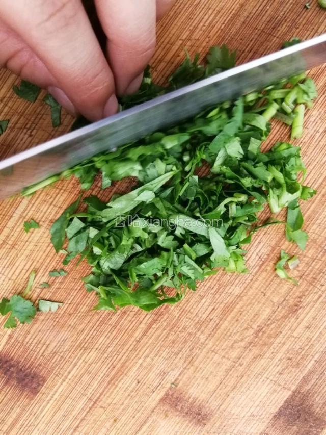 香菜切碎
