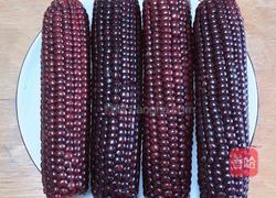 黑玉米玫瑰牛奶饮的做法图解1