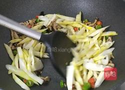 橄榄菜爆炒笋尖的做法图解6