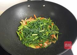 肉丝炒韭苔的做法图解7