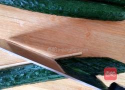 蛇皮黄瓜的做法图解1