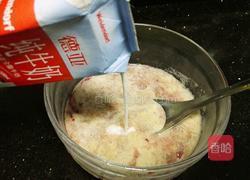 葡萄牛奶煎饼(圆形)的做法图解5