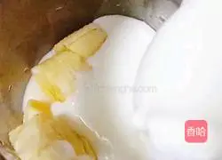 Blueberry Banana Milkshake Recipe Illustration 5