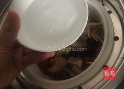 清补凉炖猪蹄的做法图解9