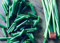 葱油拌面的做法图解1