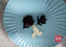 洛神花玫瑰茶的做法图解2