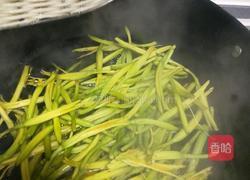 凉拌黄花菜的做法图解4