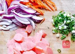 Illustration of how to make assorted fried noodles 3