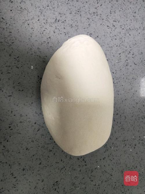 取出来揉一下，很容易揉光滑。