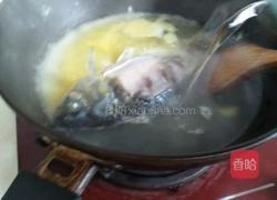 鲫鱼豆腐汤的做法图解5