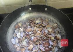 辣炒蛤蜊的做法图解2