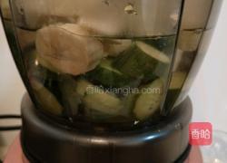 黄瓜香蕉润肠果汁的做法图解9