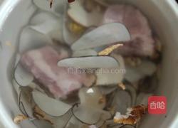 虎乳菌石斛海底椰排骨汤的做法图解3
