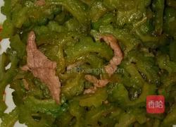 肉丝炒苦瓜的做法图解4