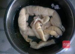 金牌蒜香豉汁蒸大肠的做法图解2