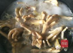 卤水鸭脚的做法图解1