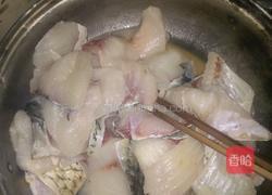 家常酸菜鱼的做法图解3