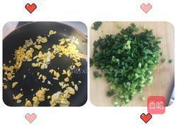 韭菜鸡蛋锅贴的做法图解2