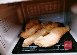 一看就会香喷喷的微波炉烤红薯的做法图解5