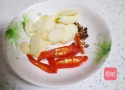 鸡肉丝炒青椒的做法图解2