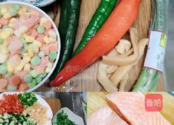 干果三文鱼炒饭的做法图解1