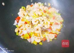 毛豆炒虾仁的做法图解5