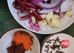 紫苏砂锅牛蛙（田鸡）的做法图解2