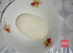 特色肉肉韭苔蒸包的做法图解3