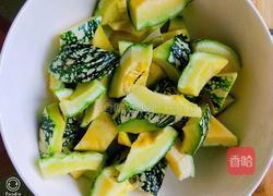 倭瓜炖虾皮的做法图解2