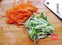 蒜香凉面的做法图解1