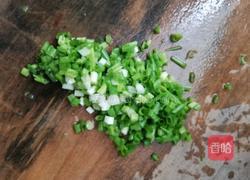 韭菜鸡蛋饼的做法图解2