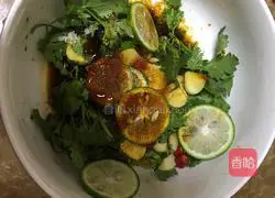 Hot and Sour Chicken Feet Recipe Illustration 7