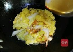 菠萝炒鸡蛋白菜的做法图解5