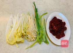 家常水煮牛肉片的做法图解1