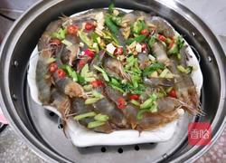 粉丝金针菇蒸基围虾的做法图解12