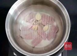 猪肉白菜粥 (宝宝辅食)的做法图解2