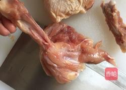 黑咖喱鸡腿丁的做法图解2