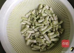 芸豆炒肉的做法图解2