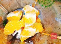 橙子蜂蜜汁的做法图解3