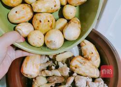 鲜芋响螺片黑豆芡实黄精茶树菇炖母鸡汤的做法图解8