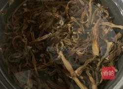 砂锅豇豆炖排骨的做法图解1