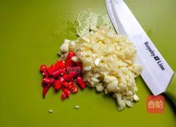 凉拌蒜泥芦笋的做法图解3