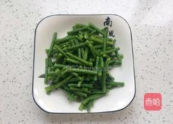 豇豆炒鸡蛋的做法图解2