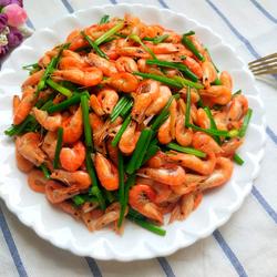 韭菜苔炒河虾的做法[图]