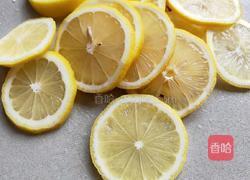 蜂蜜柠檬水的做法图解1