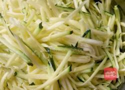 清炒南瓜丝的做法图解1